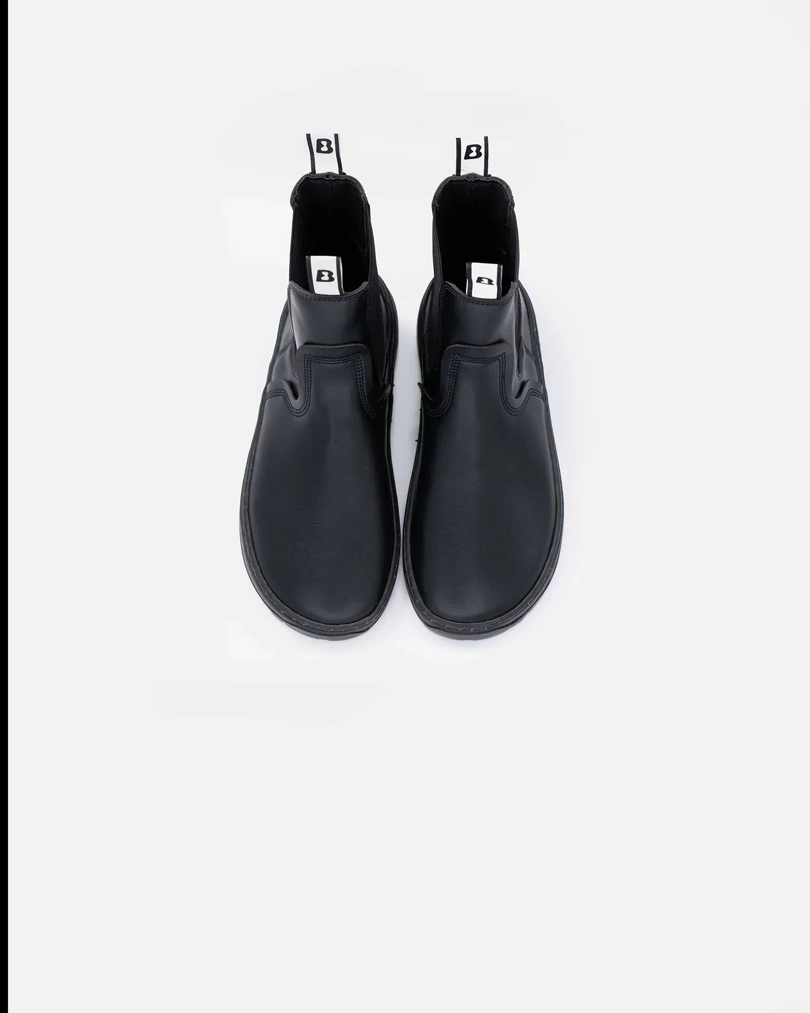 black-chelsea-boots-senses-front-view-barefoot-beflamboyant - BEFLAMBOYANT
