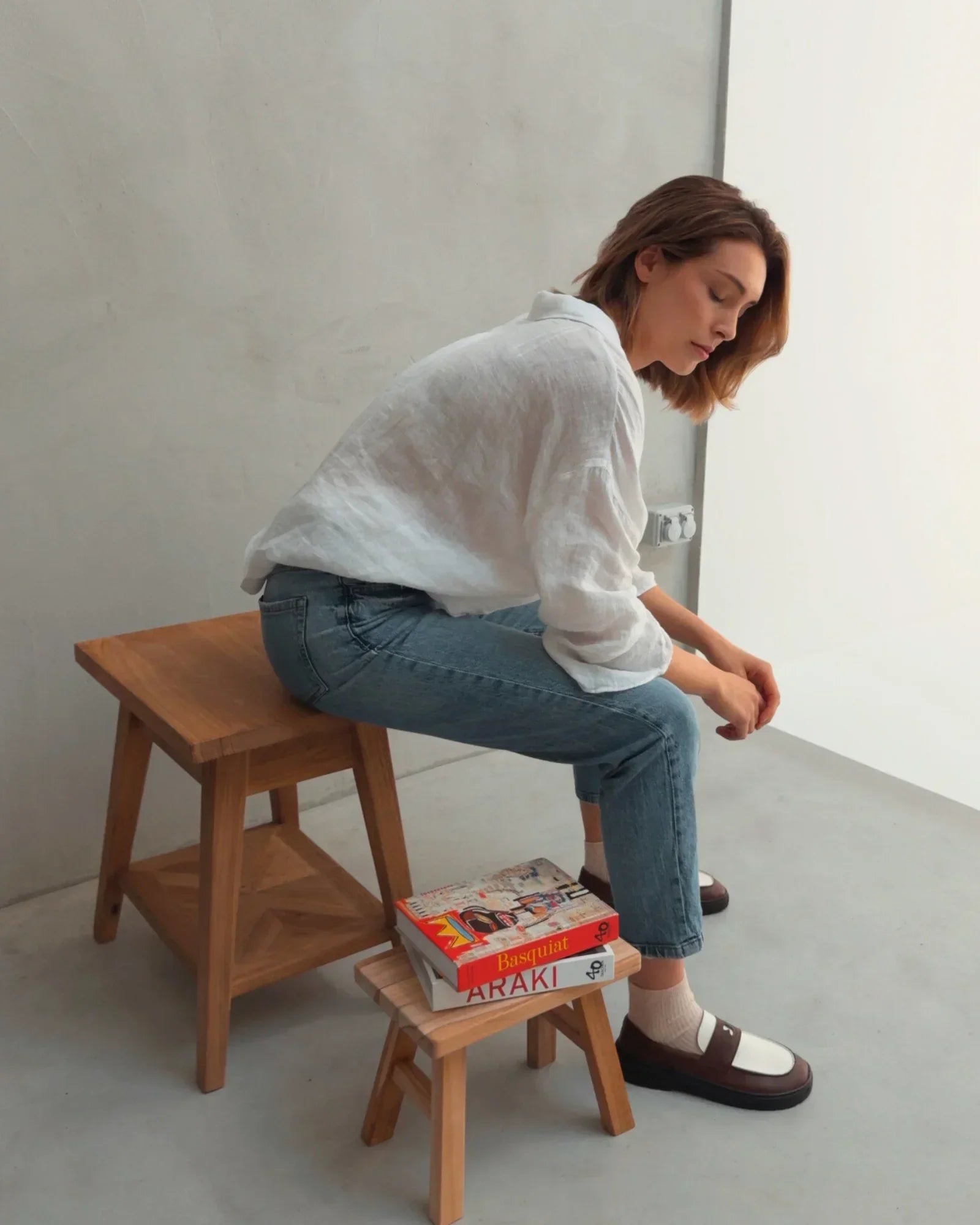 brown-white-loafer-glow-side-view-studio - BEFLAMBOYANT