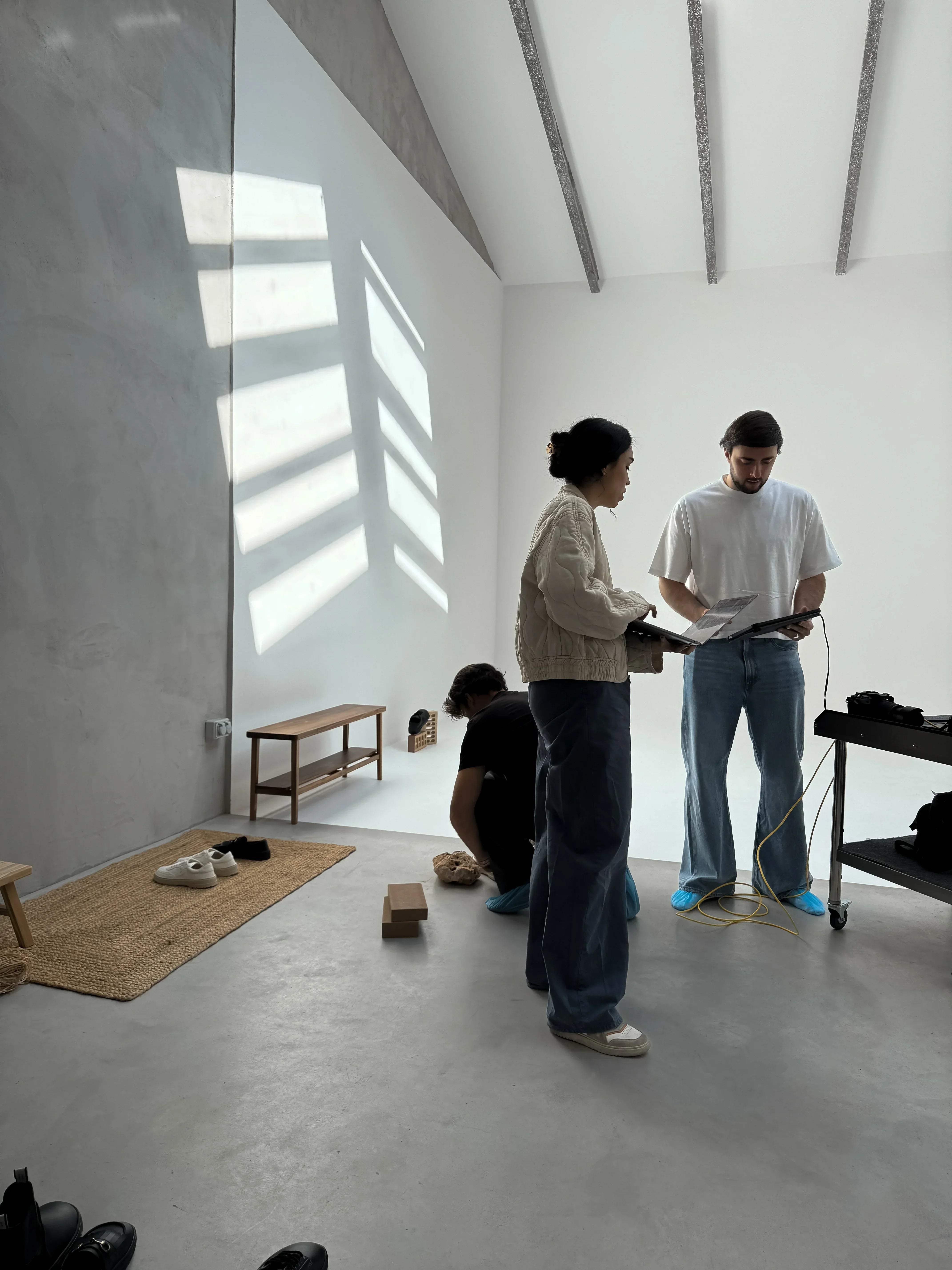 customer-care-working - BEFLAMBOYANT