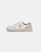 glitter-silver-sneaker-purpose-side-view-barefoot-beflamboyant - BEFLAMBOYANT
