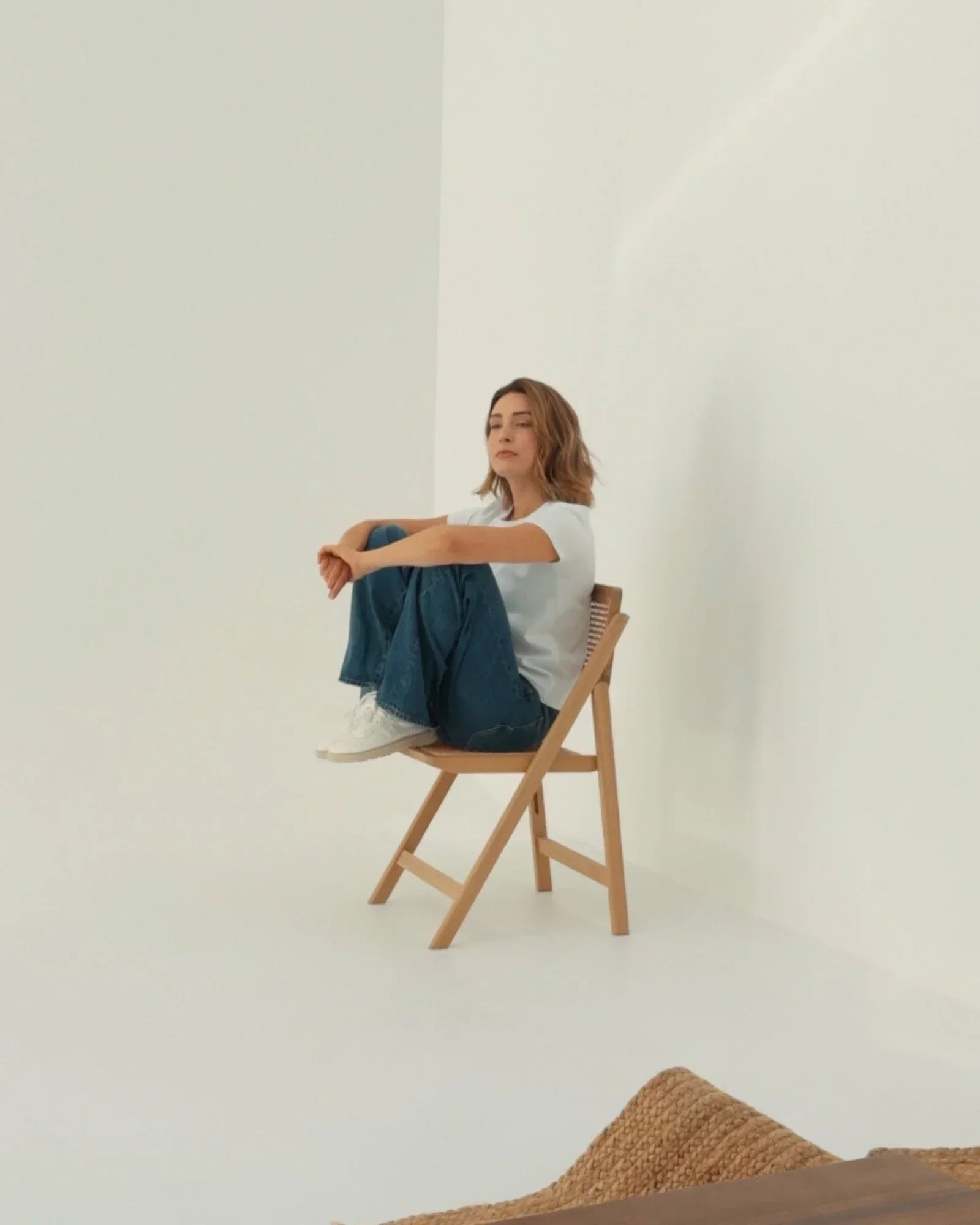 off-white-sneaker-purpose-model-view-studio - BEFLAMBOYANT