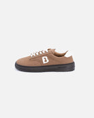 white-oak-suede-shoe-scent-side-view-barefoot-beflamboyant_4071f2e5-0030-4094-9ea4-2d01419e9695 - BEFLAMBOYANT