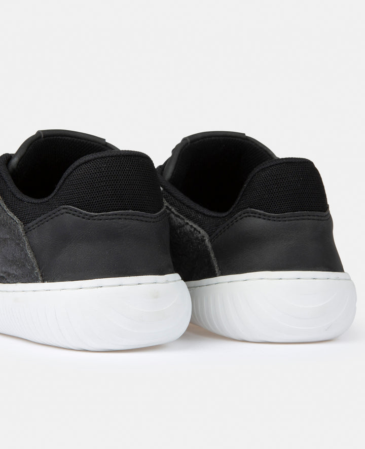 Minimal Black Vegan Barefoot Sneakers - BEFLAMBOYANT